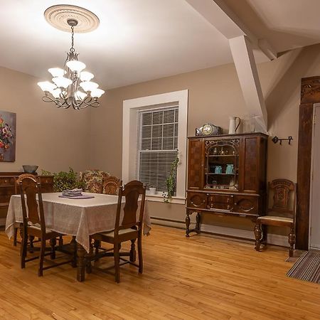 St. Martins Country Inn & Vaughan'S Restaurant エクステリア 写真