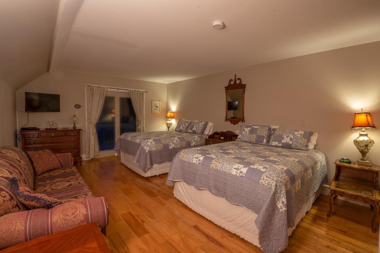 St. Martins Country Inn & Vaughan'S Restaurant エクステリア 写真